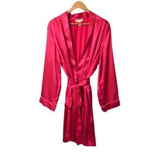 MORGAN TAYLOR INTIMATES HOT PINK ROBE